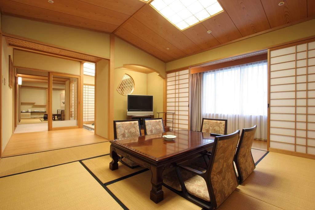 Miyazaki Kanko Hotel Екстер'єр фото
