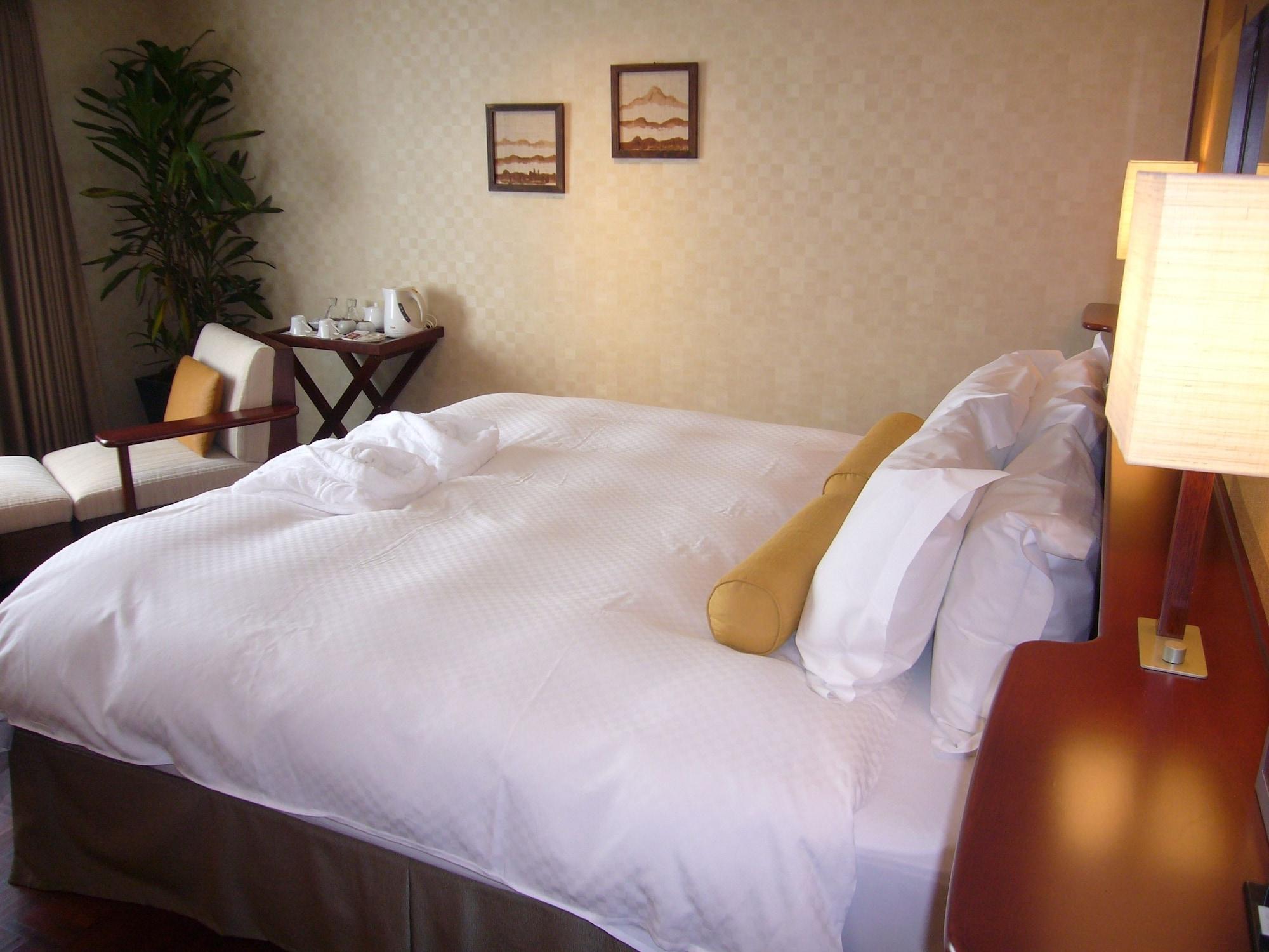 Miyazaki Kanko Hotel Екстер'єр фото